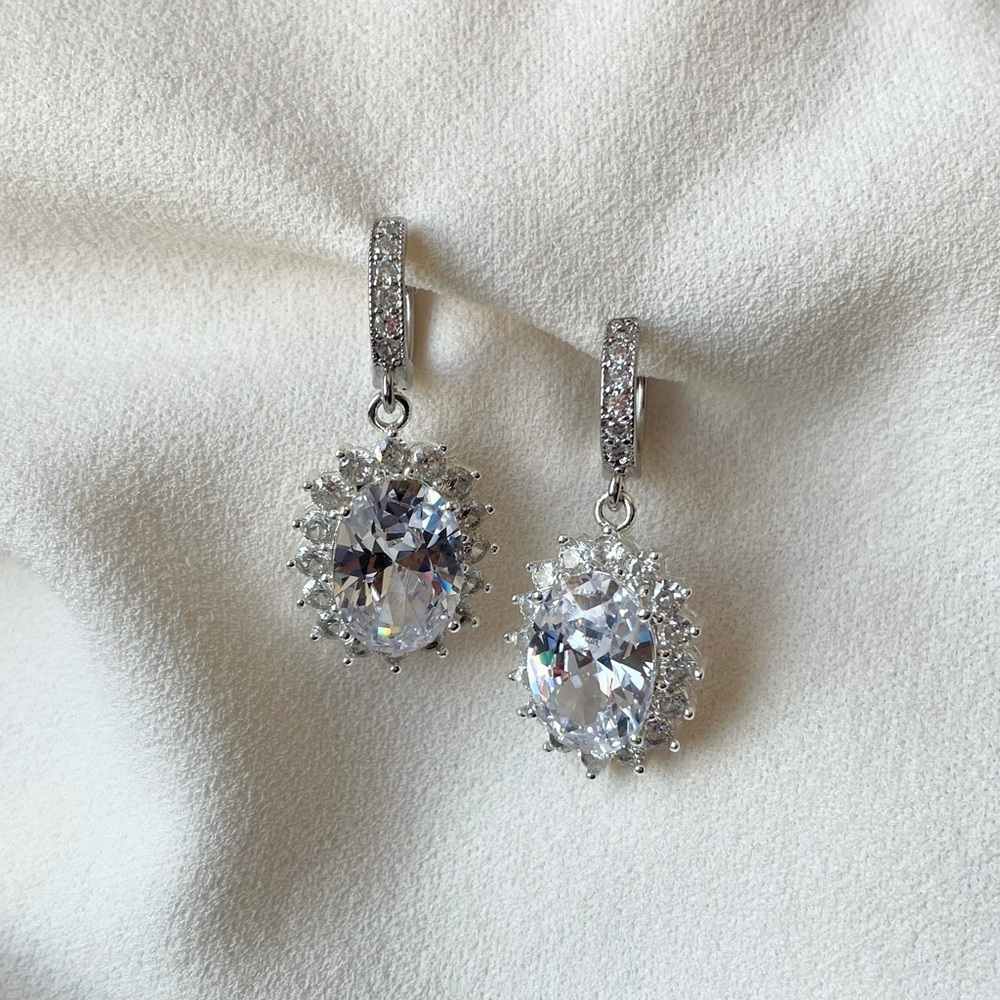 Oval Drop Earrings